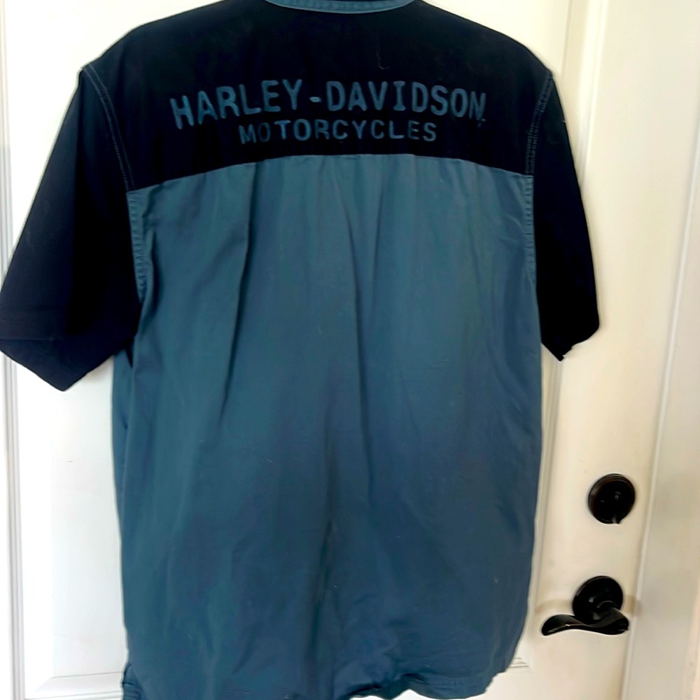 EUC Harley Davidson blue & black button-down, short sleeve cotton shirt M